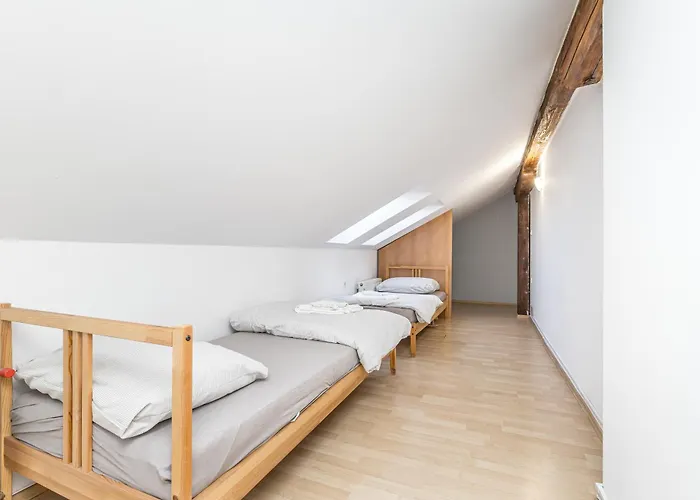 Skyview Haven Apartment